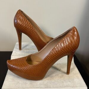 BCBGeneration Women's Penni Platform Pump Stiletto, brown, size 11, NWOT